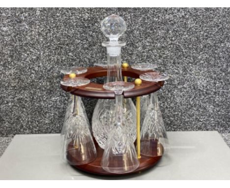 Crystal x6 glass and decanter on stand