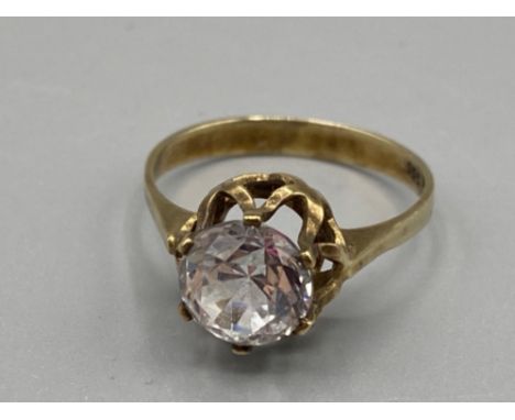 8ct gold solitaire ring size p