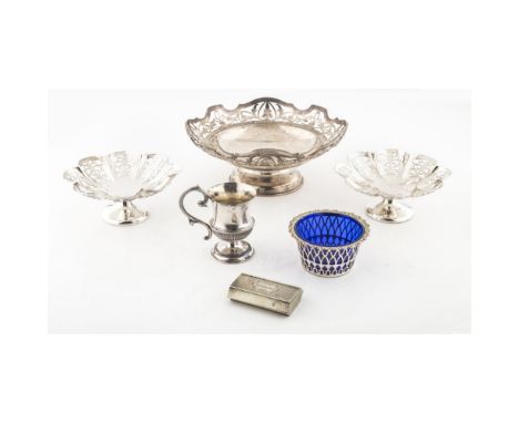 A collection of miscellaneous silverto include; a shallow footed bowl, Martin Hall & Co Ltd, Sheffield 1917, a similar smalle