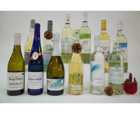 12 BOTTLES LOW ALCOHOL WHITE WINESpy Valley Easy Tiger Sauvignon Blanc 2020; Vinho Ligeiro Villa do Mar Atlantic; Yellow Tail