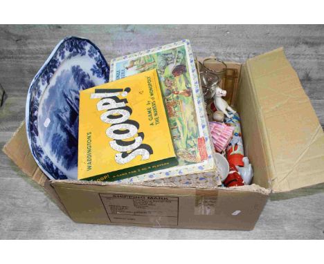Box of mixed collectables to include a large blue &amp; white meat plate, pair of Hummel Skiers, Babycham and other glasses, 