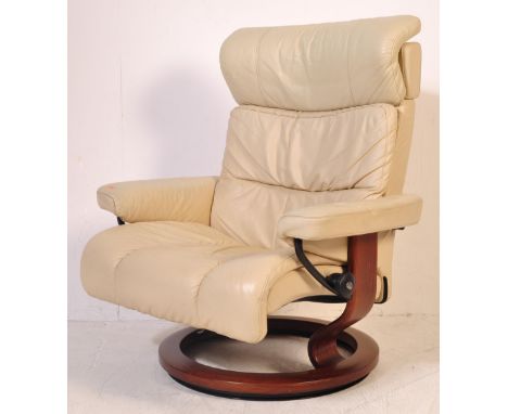 Ekornes - Stressless - An original contemporary late 20th Century retro vintage armchair / lounge swivel chair by Ekornes for