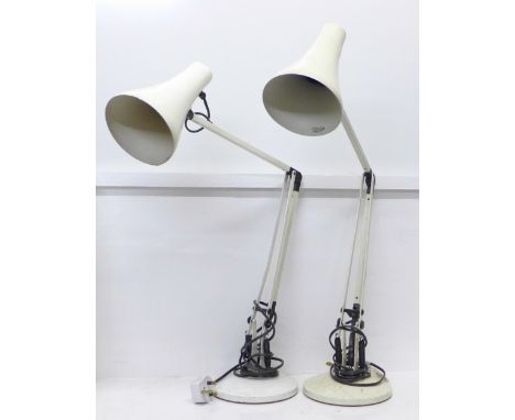 A pair of vintage Anglepoise Model 90 desk lamps 