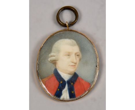 A late 18c/early 19c portrait miniature on ivory of a gentleman, oval pendant framed, 1.5in x 1.25in.