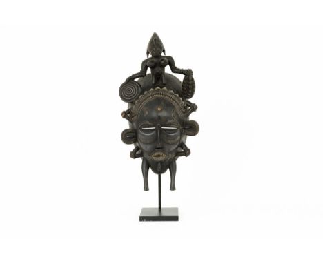 from the collection of the "IVORY COAST EXPEDITION" (led by Prof. Olbrechts) :  "Senufo" - mask in wood numbered 'IV 1050' an