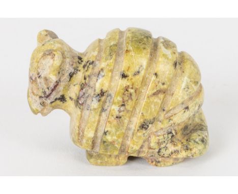 small Mid American Nazca Culture jade sculpture depicting an armadilloMIDDEN-AMERIKA  -  NAZCA- CULTUUR (200 BC - ca 1000) kl