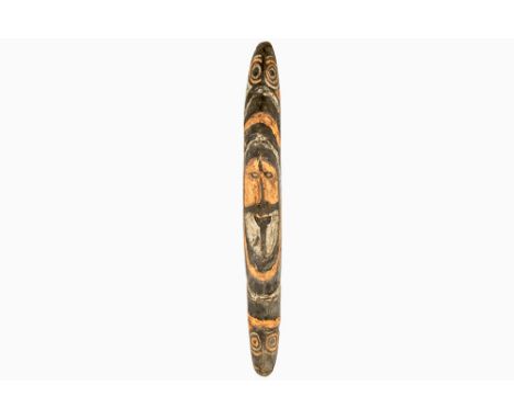 Papua New Guinean Middle Ramu River flute mask in wood with pigmentsPAPOEASIE NIEUW - GUINEA  -  MIDDLE RAMU RIVER ceremoniël