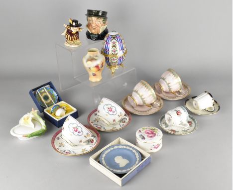 A Collection of Ceramics to Comprise Royal Doulton Brambly Hedge Wilfred Entertains Figure, Royal Worcester Hand Painted Stil