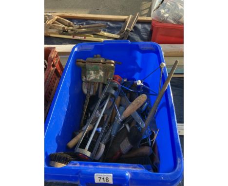 A box of tools, vice etc COLLECT ONLY