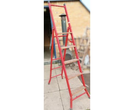 A 5 step metal step ladder