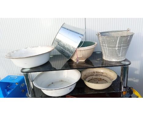 2x Shelves of enamel, Galvanised & Masons potTG Green bowl cracked on bottom