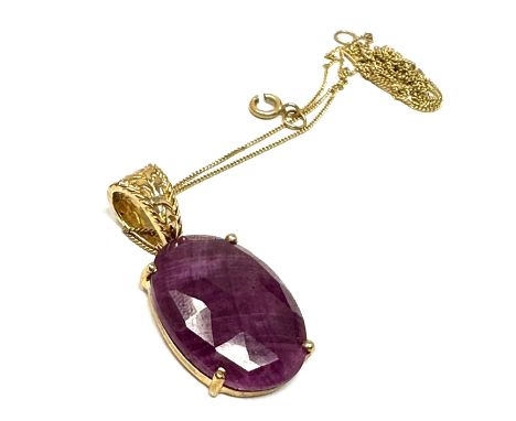 9ct gold ruby stone set pendant necklace measures approx 2.7cm drop by 1.3cm wide weight 3.6g 