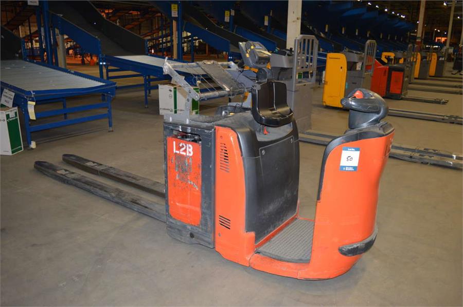 linde ride on pallet truck