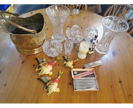 A small collection of miscellaneous cut glass and ceramic ornaments, to include a pair of vases, two baskets, a rose bowl, th