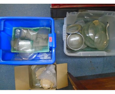 A large selection of pocket watch, wrist watch and clock glasses, some with bezels Location: LAB