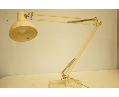 Large angle poise lamp 