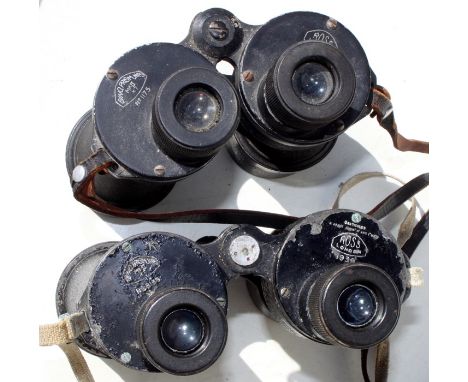 A pair of WW2 Ross of London Binoculars dated 1939 with the War Department arrow and marked: BINO PRISM No.5 Mk.II x 7 No.813