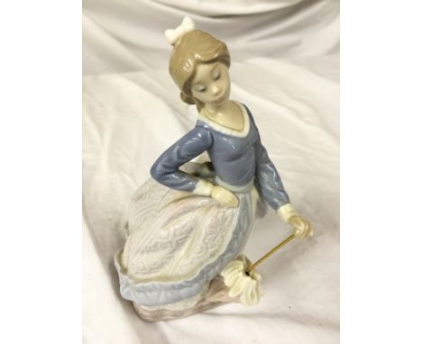 A Lladro figurine.