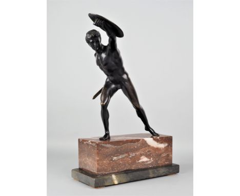 Borghesischer Fechter - Antikenreplik in Bronze auf MarmorsockelReduktion aus Bronze des sogenannten borghesischen Fechters v