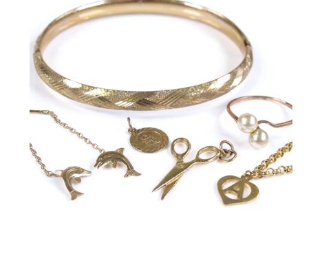 Various gold jewellery, including 9ct hinged bangle, pearl ring, bracelet etc, 10.5oz weighable 
