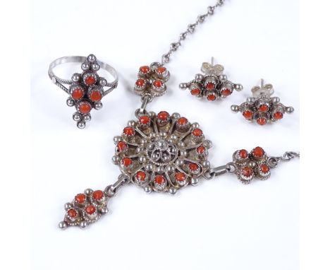 An Eastern silver and coral jewellery set, including necklace, ring and earring, ring size R, necklace length 47cm, 19.3g tot