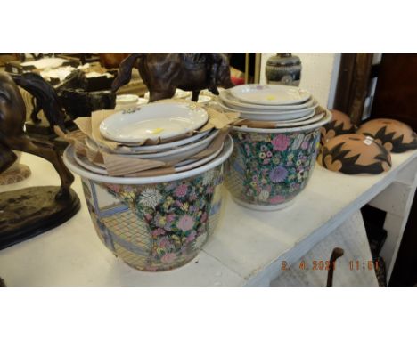 Two canton planter sets