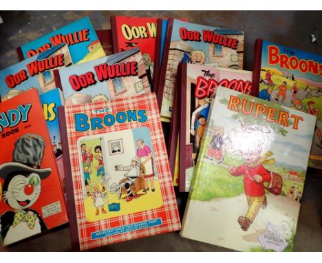 The Brooms and Oor Wullie bound comics with others. Not available for in-house P&amp;P 