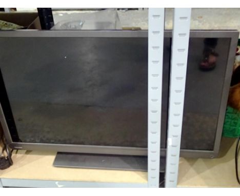 Toshiba 32inch LCD flat screen television with remote. All electrical items in this lot have been PAT tested for safety and h