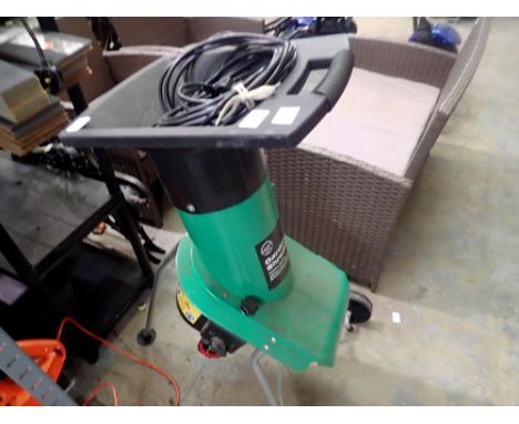 Performance Power garden shredder 1800w motor. All electrical items in this lot have been PAT tested for safety and have pass