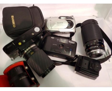 Small quantity of cameras, lenses and an Olympus flash to include Olympus OM40. UK P&amp;P Group 2 (£20+VAT for the first lot