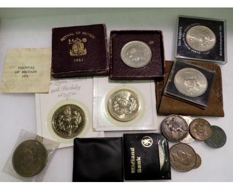Crowns and other commemoratives, including two boxed Festival Of Britain examples. UK P&amp;P Group 1 (£16+VAT for the first 