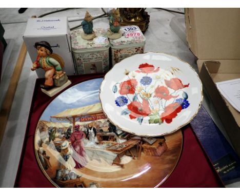 Mixed ceramics including Ainsley, Brambly Hedge and Hummel, some damages. Not available for in-house P&amp;P 