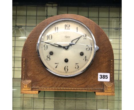 OAK CASED MANTEL CLOCK
