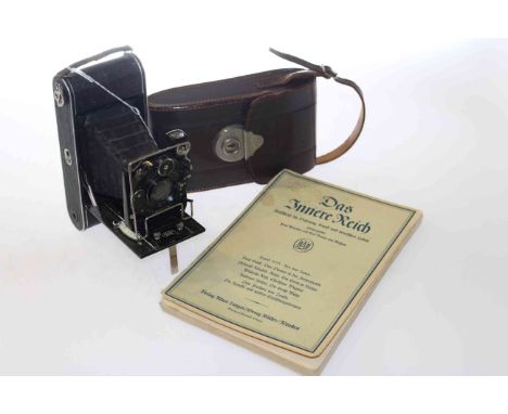 Zeiss camera and copy of Das Inner Reich dated 1935