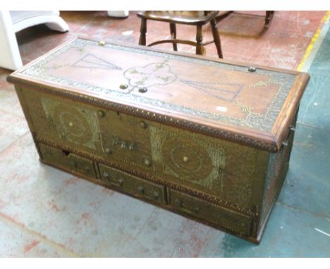 ZANZIBAR TRUNK