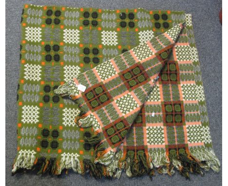 Vintage woollen Welsh tapestry blanket on green ground with fringed edges. (B.P. 21% + VAT) Dimensions -  220 x189 cm  approx
