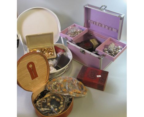 Collection of jewellery boxes with assorted costume jewellery, Colibri lighter etc. (B.P. 21% + VAT) 