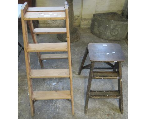Two sets of vintage step ladders. (2)(B.P. 21% + VAT) 
