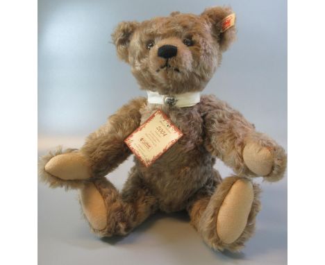 Steiff 'British Collectors Teddy Bear 2004'.  Caramel, 38cm in original box and COA.   (B.P. 21% + VAT) 