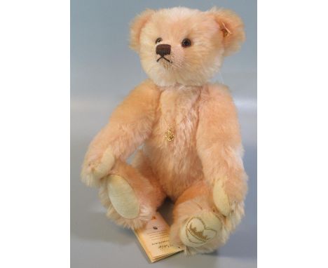 Steiff 'England's Rose Bear', in original box Steiff bag and COA.  (B.P. 21% + VAT) 