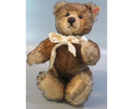 Steiff 'The English Teddy Bear'.  Brown tipped, 30cm approx.  In soft bag and COA.  (B.P. 21% + VAT) 