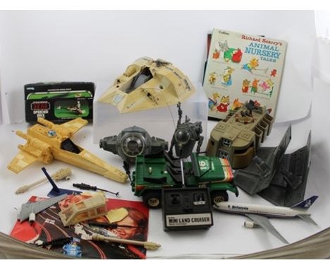 STAR WARS - RETURN OF THE JEDI by Kenner Speeder Bike Vehicle with action speed flags, in original vendor's box, together wit
