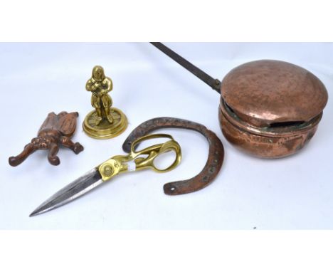 A small quantity of metalware to include a warming pan, a brass doorstop in the form of the 'Childe of Hale 1578-1623', a lar