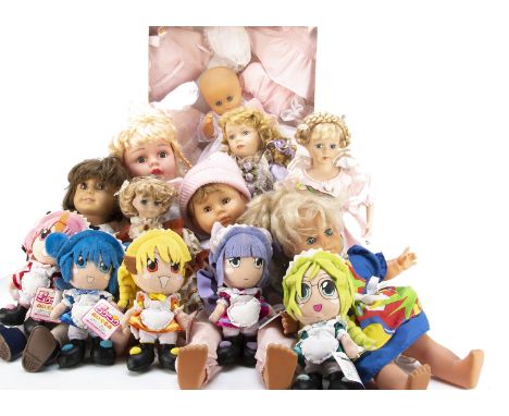 Important Announcement - the five Tokyo Mew Mew dolls are no longer included in this lotA selection of vinyl and modern bisqu