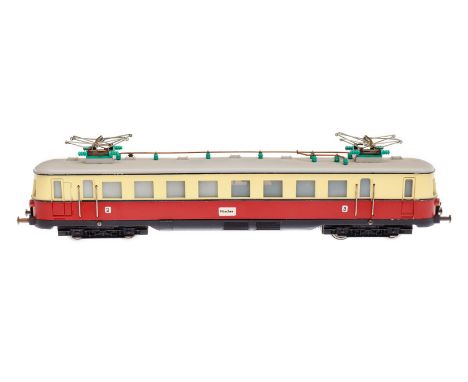 Fleischmann elektr. Triebwagen 1370, Spur H0, 2-Leiter, creme/rot, Alterungsspuren, sonst Z 2