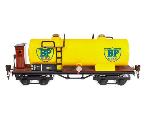 JLG/Grossmann BP Kesselwagen 1854, Spur 0, HL, mit BRH und Gussrädern, LS und Alterungsspuren, L 24,5, sonst noch Z 1-2
