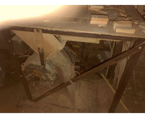 Belt Sander ( buyer to arrange collection from a local property near Downham Market )