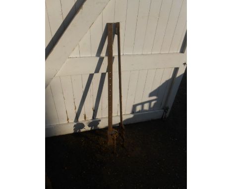 Pair of Record 133 Sash Clamps