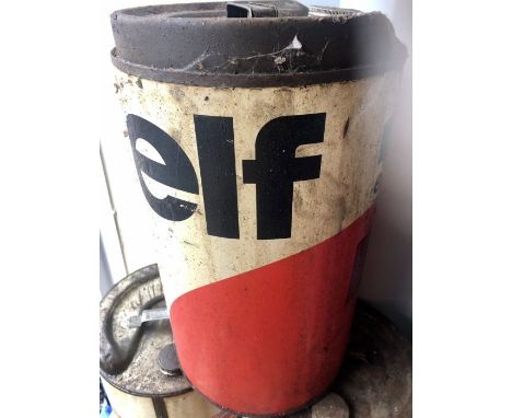 2 vintage Elf Barrels 