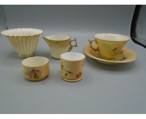 Royal china works of Worcester cabinet cup and saucers, little jug and bowls, as found